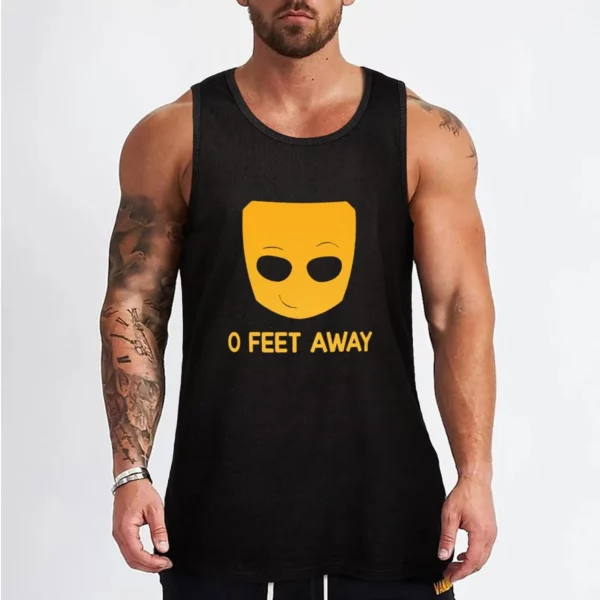 Men's Alien Face Graphic Muscle Tank Top - Casual Sleeveless Shirt with Bold 0 Feet Away Social Distancing Humor in Black - Image 2